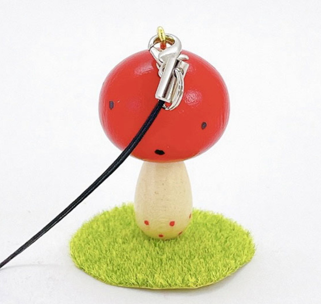 こけし いちごちゃんストラップ