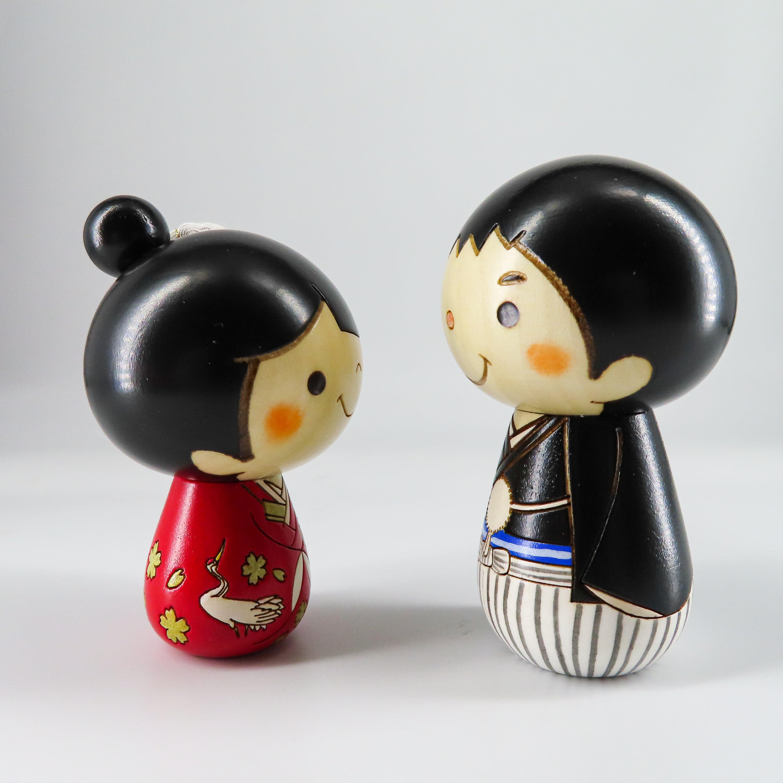 和装ウェディングこけし 赤(台・屏風込み)