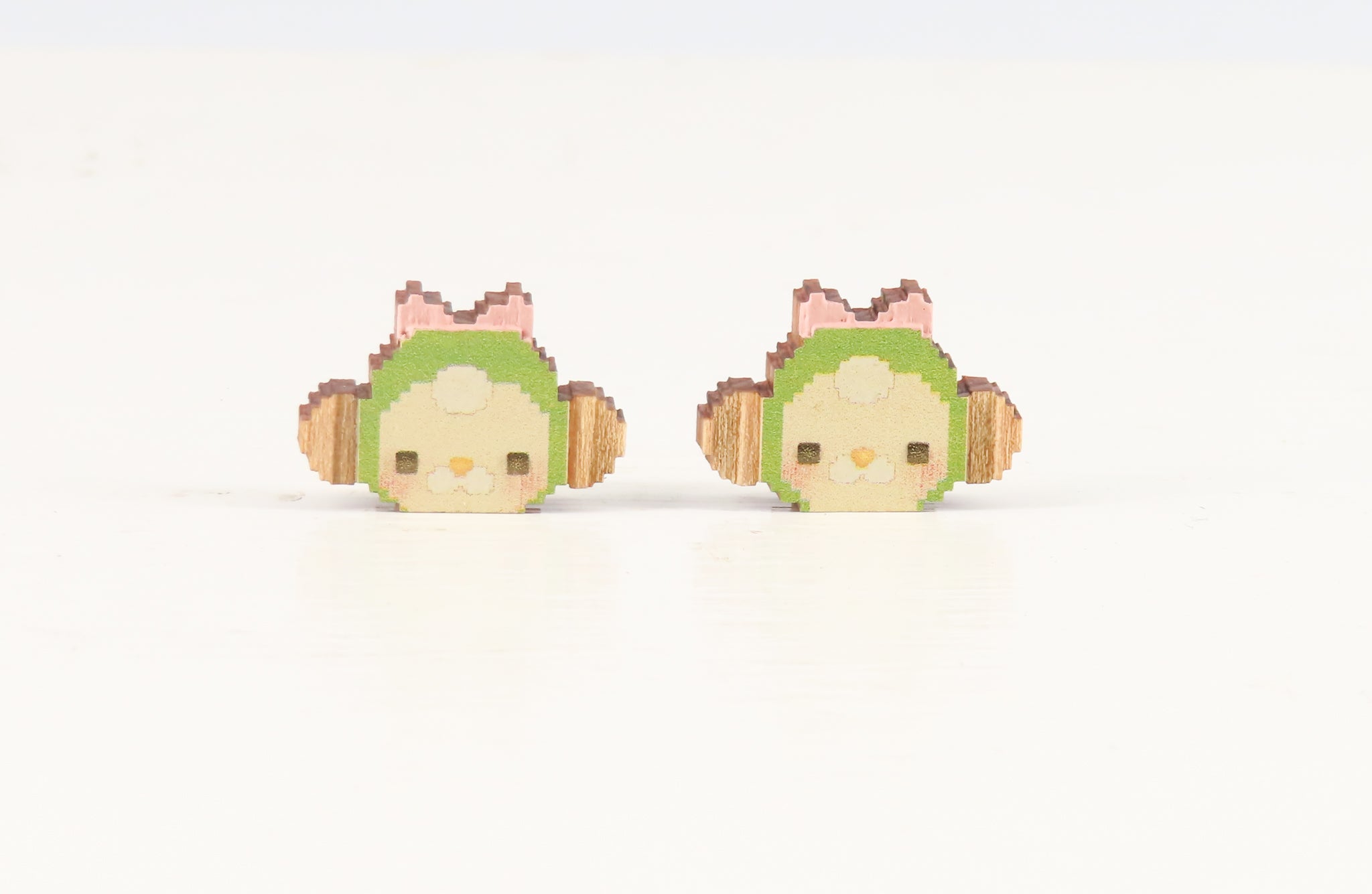 カクカクくるみちゃんピアス 緑