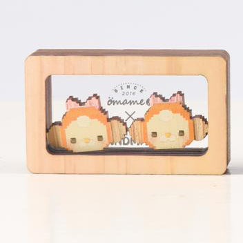 カクカクくるみちゃんピアス オレンジ