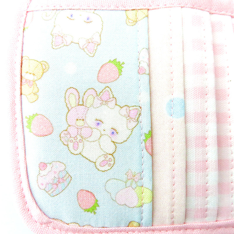 二つ折り財布【ねこ×メルヘン柄】