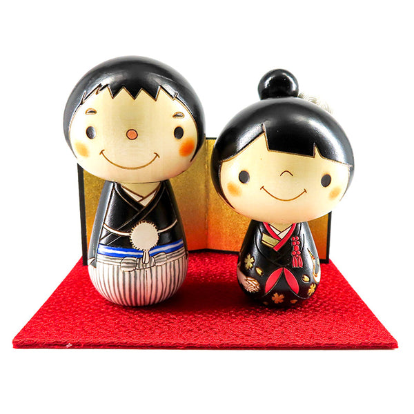 和装ウェディングこけし 黒（台・屏風込み）