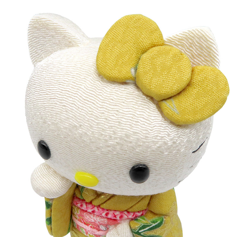 木目込み人形　招きハローキティ　黄　kimono kitty