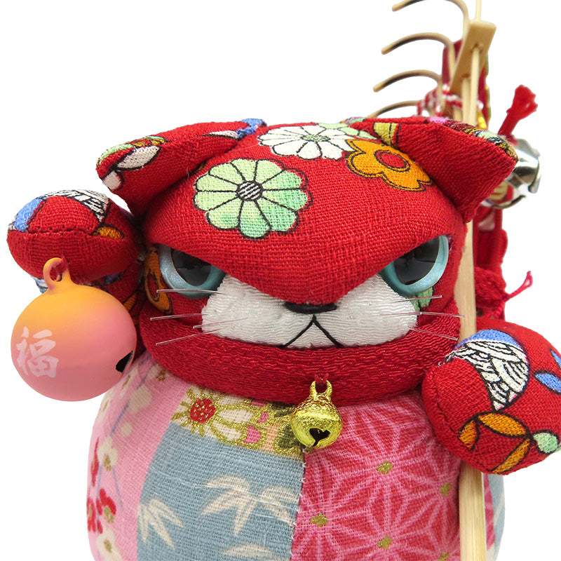 萩工房　わるねこ　熊手・鈴持ち　花柄　座布団付き