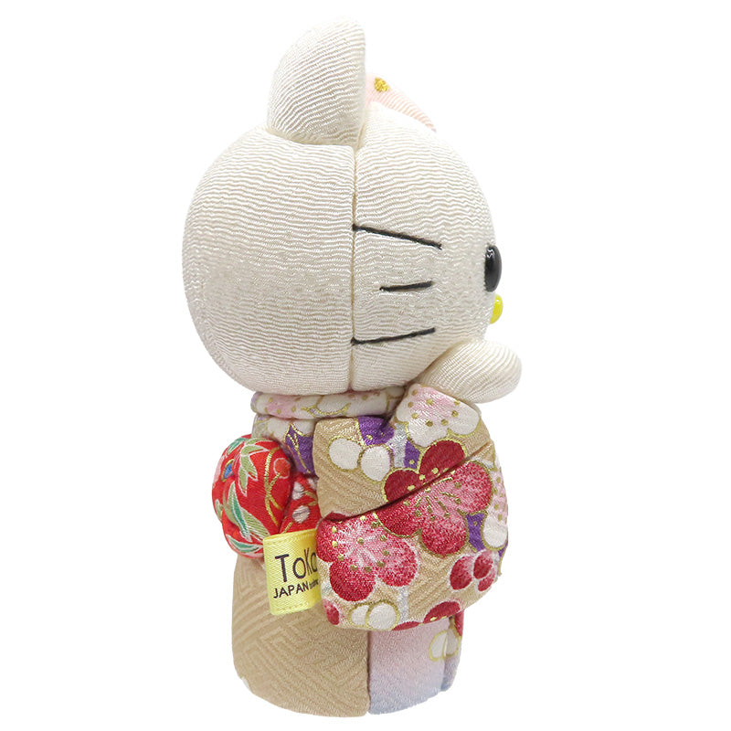 木目込み人形　招きハローキティ　桃　kimono kitty
