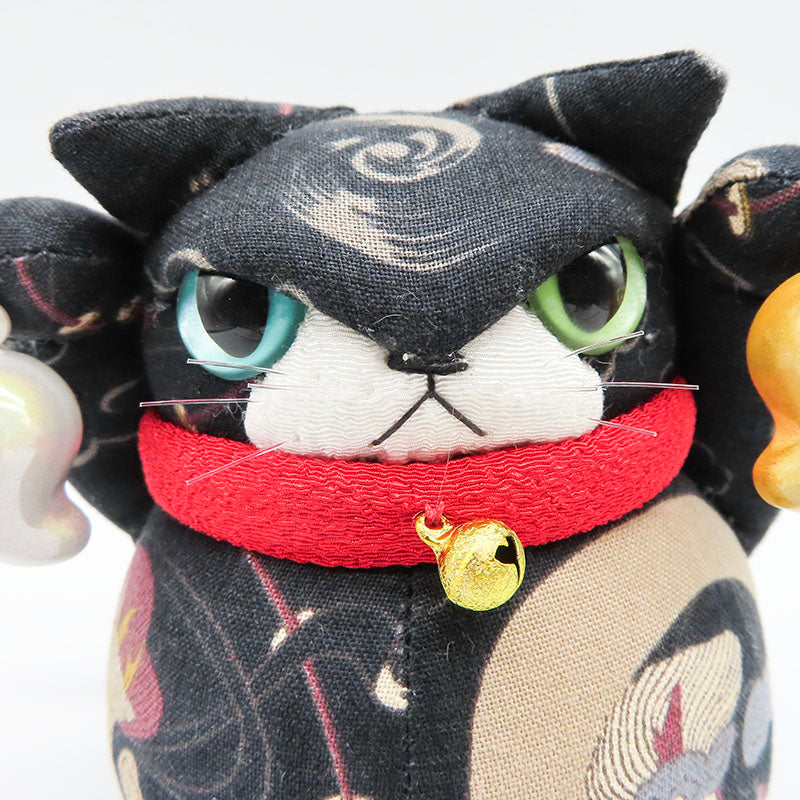 萩工房　わるねこ　鈴持ち（両手上げ）　風神雷神柄　座布団付き