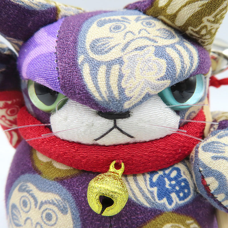 萩工房　わるねこ　熊手・鈴持ち　だるま柄　座布団付き