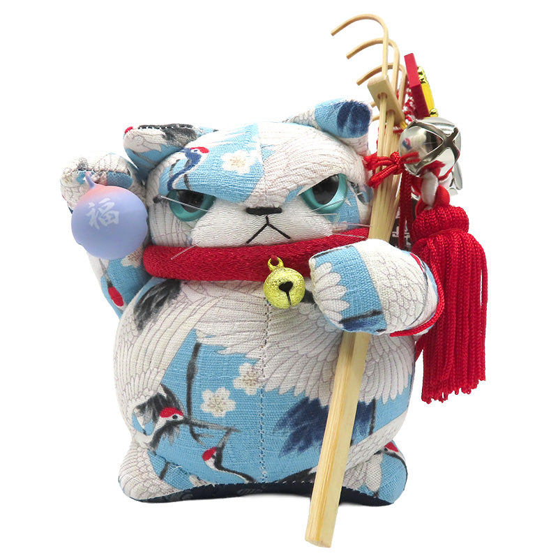 萩工房　わるねこ　熊手・鈴持ち　鶴柄：水色　座布団付き