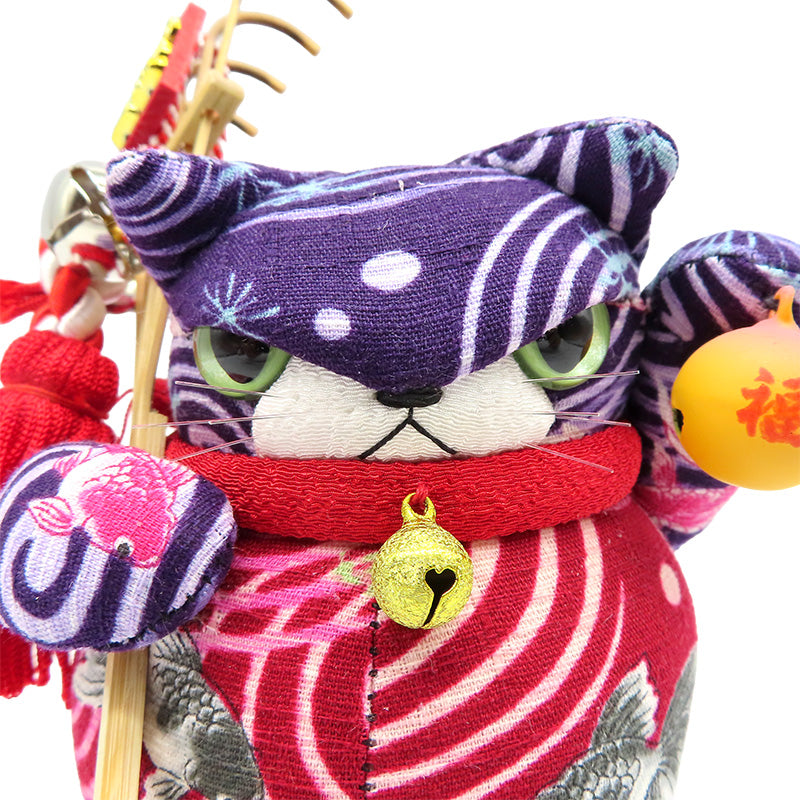 萩工房　熊手持ちわるねこ 金魚柄 福鈴 左手上げ